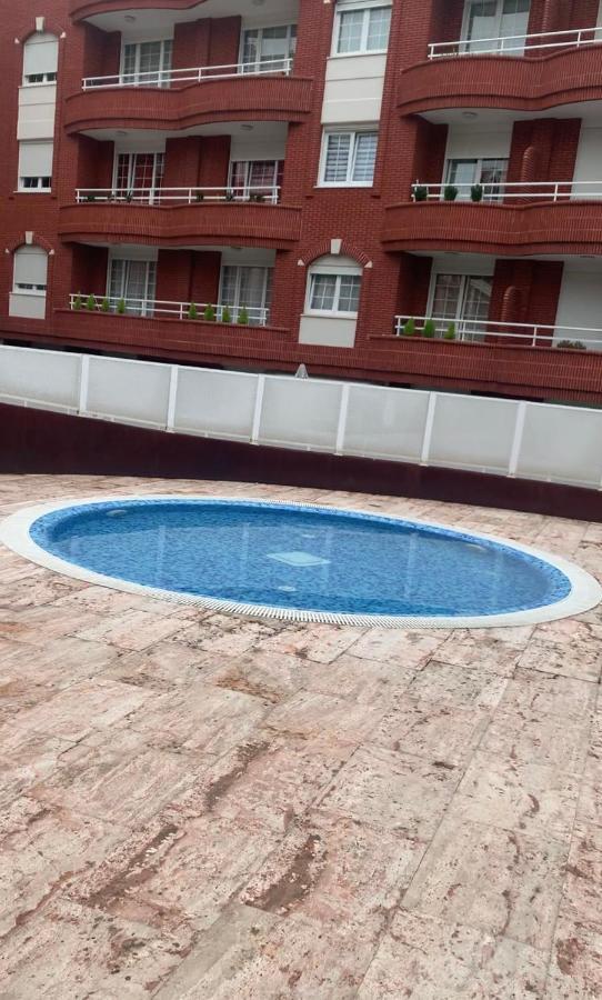 Castro Holidays - Centrico Piscina Urbanizacion Garaje Gratis Кастро-Урдиалес Екстериор снимка