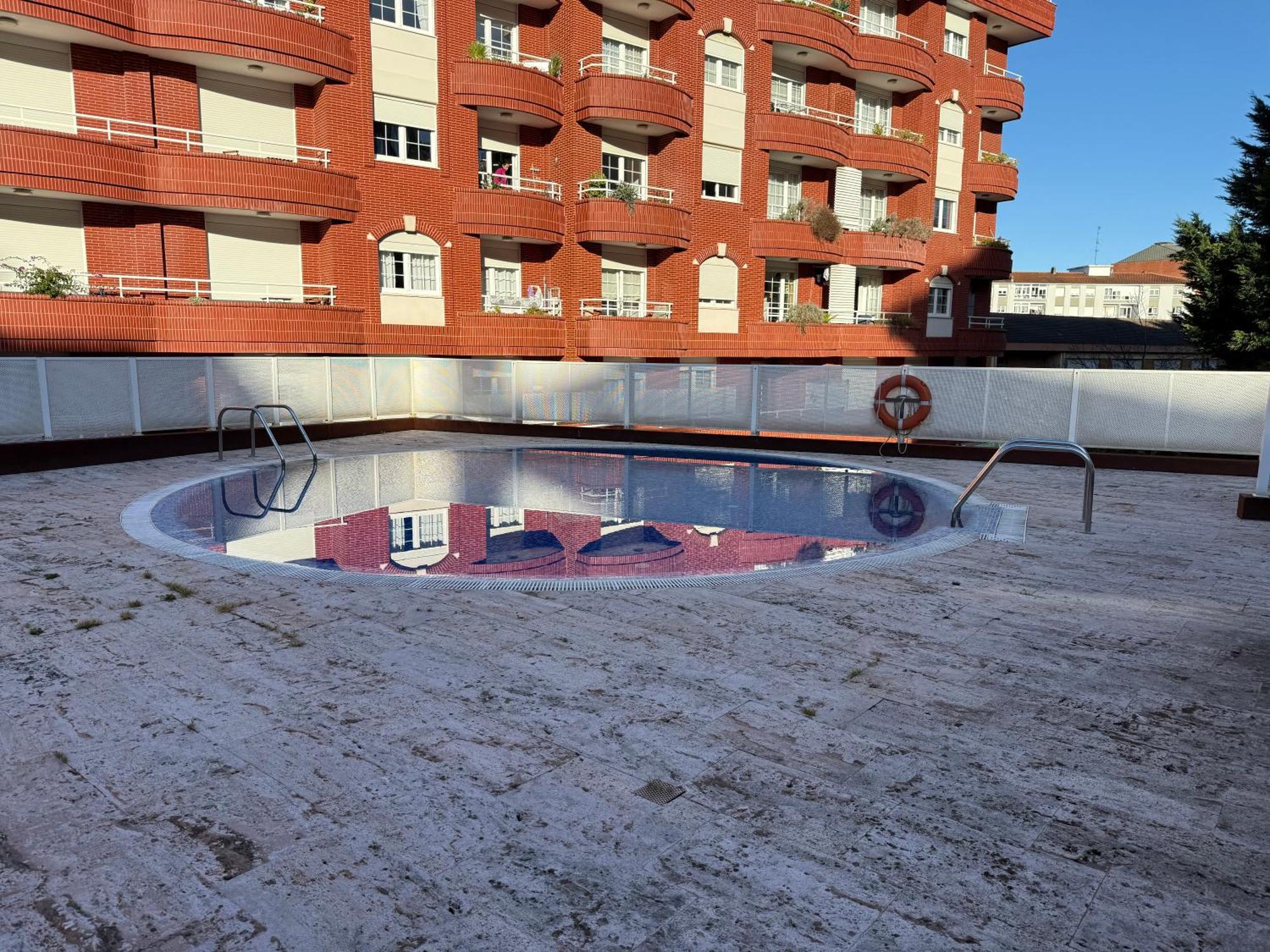 Castro Holidays - Centrico Piscina Urbanizacion Garaje Gratis Кастро-Урдиалес Екстериор снимка