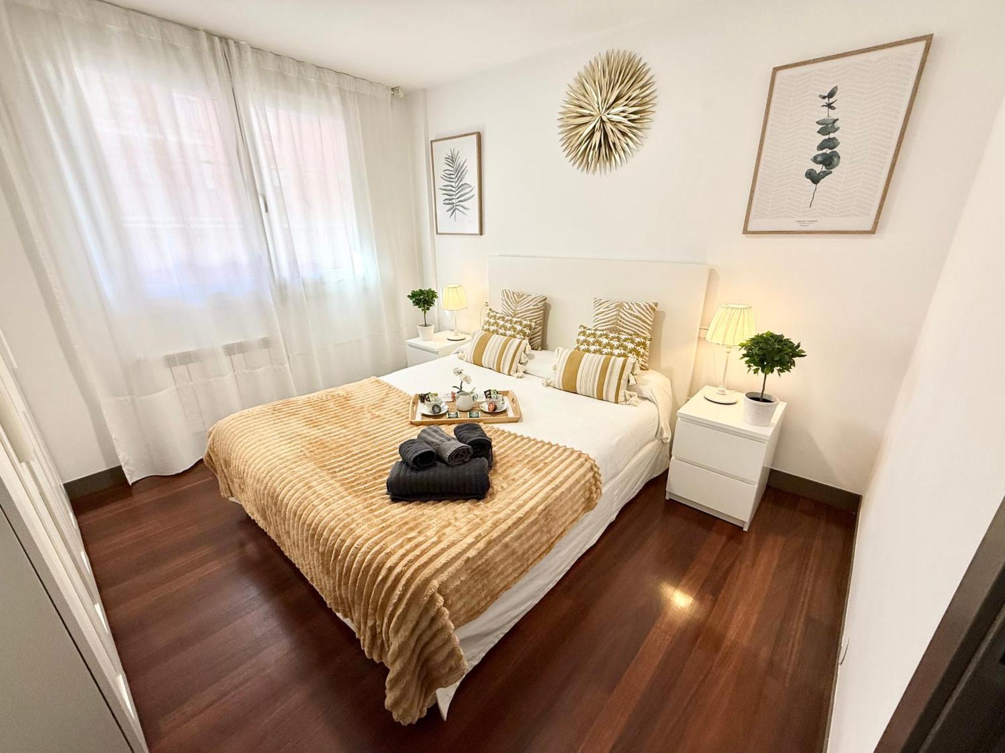 Castro Holidays - Centrico Piscina Urbanizacion Garaje Gratis Кастро-Урдиалес Екстериор снимка